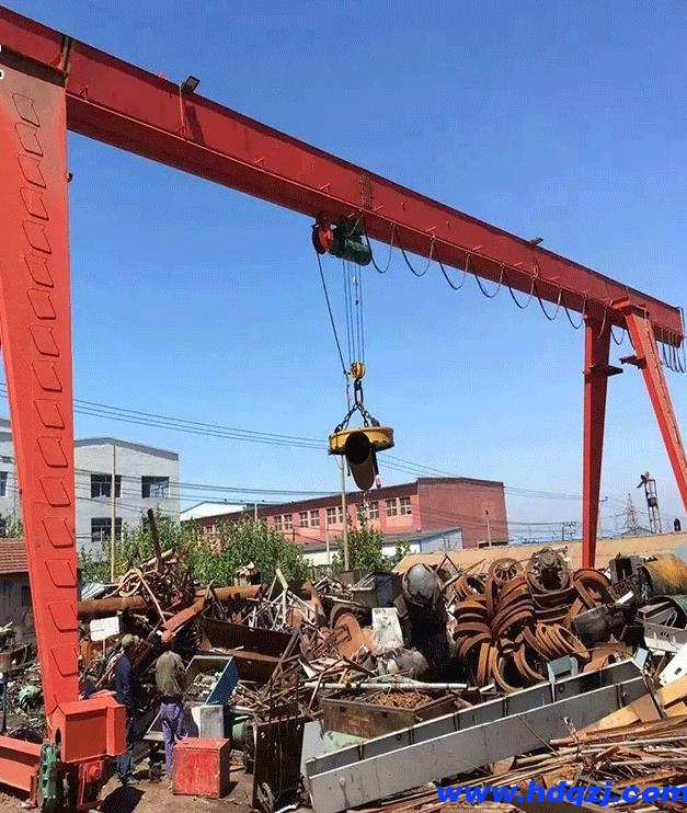 電磁門式起重機 電磁門式起重機