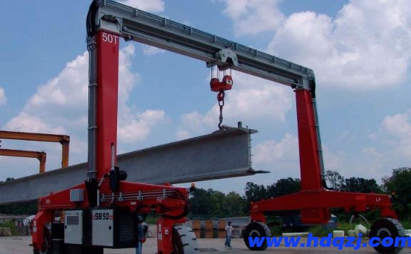 輪胎式龍門吊 輪胎式龍門吊