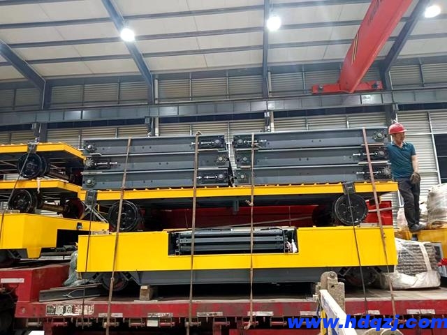 RGV電動平車攜手托輥自動裝卸設備 RGV電動平車攜手托輥自動裝卸設備