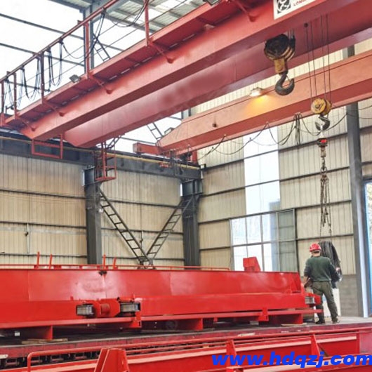 雙梁橋式起重機的結構及傳動原理 雙梁橋式起重機的結構及傳動原理
