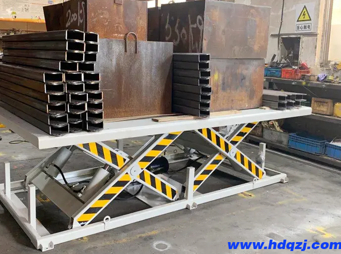 雙排剪叉式電動升降平臺 雙排剪叉式電動升降平臺