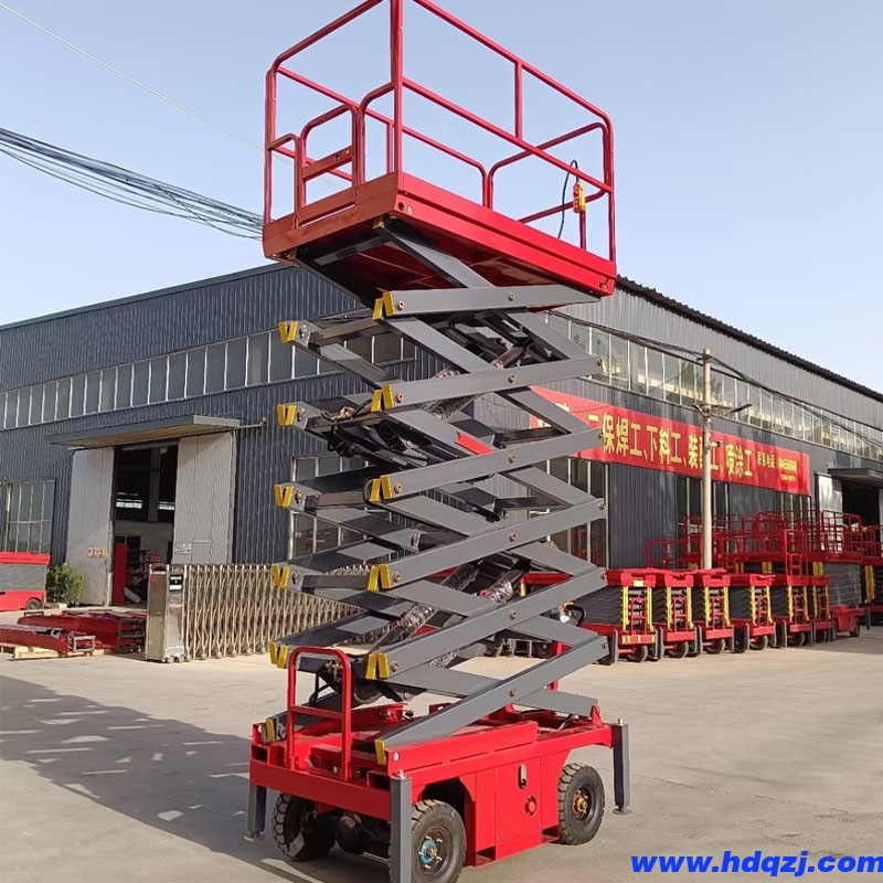 移動(dòng)剪叉式高空作業(yè)平臺(tái) 移動(dòng)剪叉式高空作業(yè)平臺(tái)