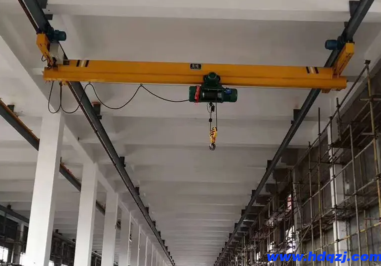 單梁起重機(jī)廠家控制溫度的措施有哪些? 單梁起重機(jī)廠家控制溫度的措施有哪些?